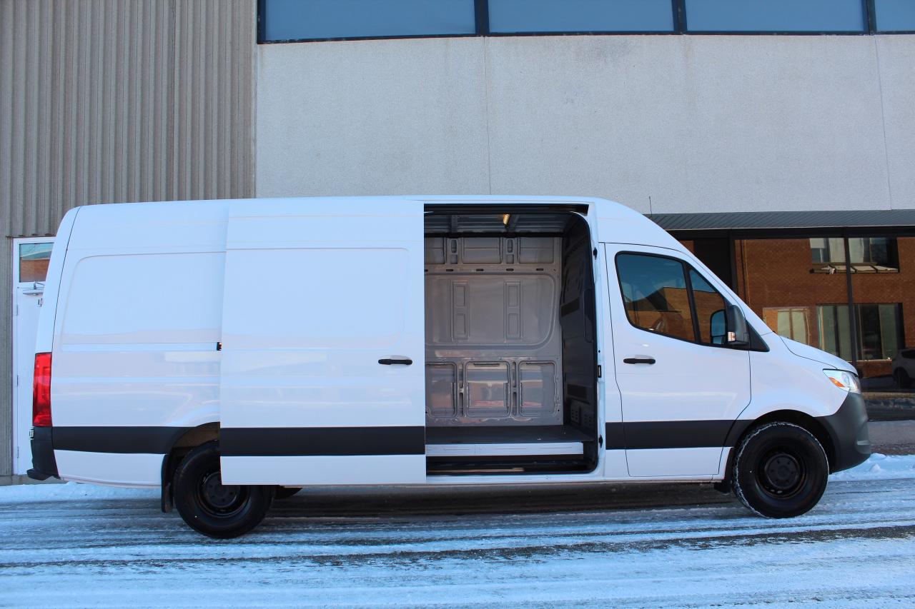2021 Mercedes-Benz Sprinter Cargo Van 170" - "FULL SIZE" - "DIESEL" - "3 SEATER" Photo