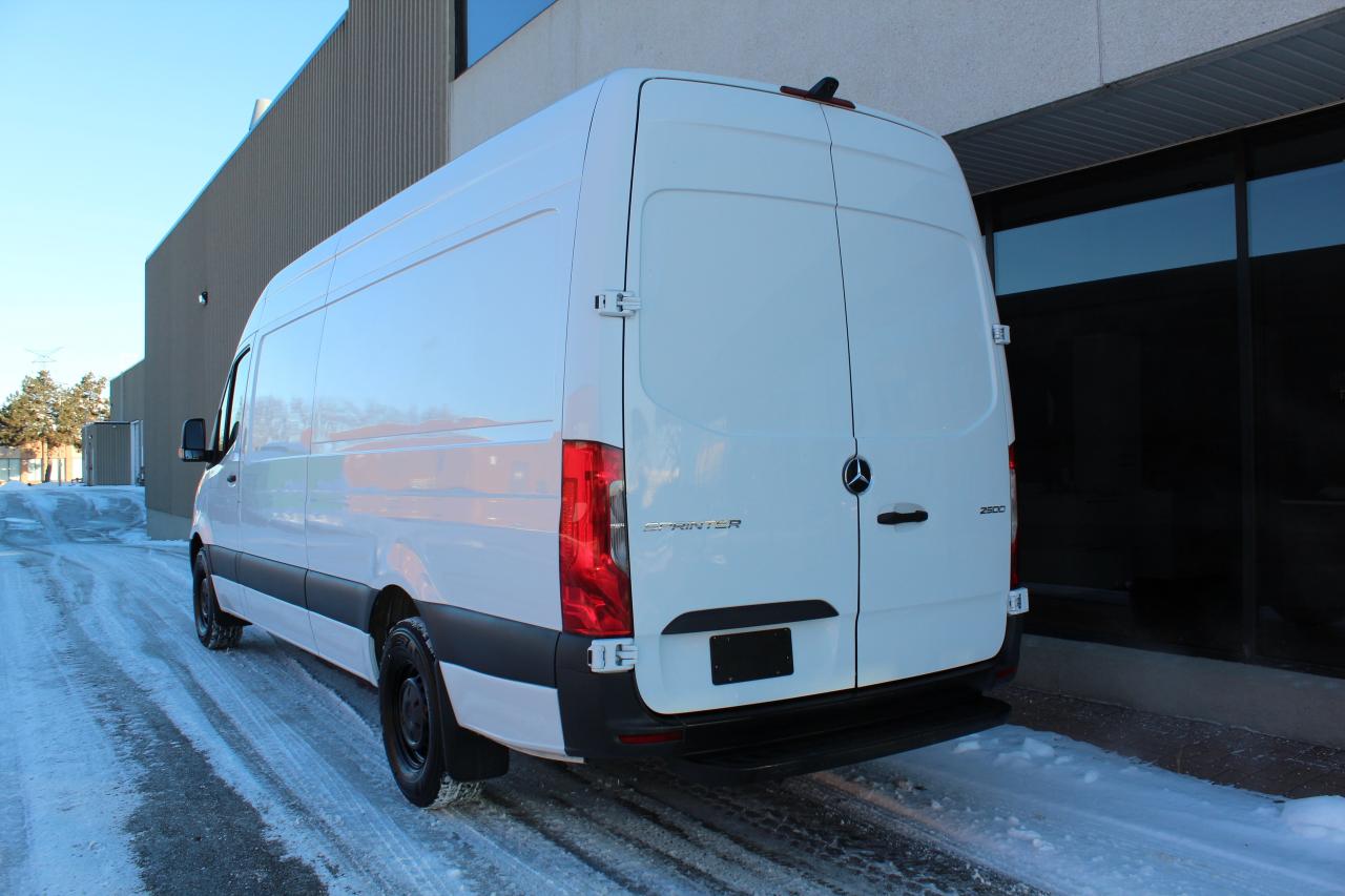 2021 Mercedes-Benz Sprinter Cargo Van 170" - "FULL SIZE" - "DIESEL" - "3 SEATER" Photo