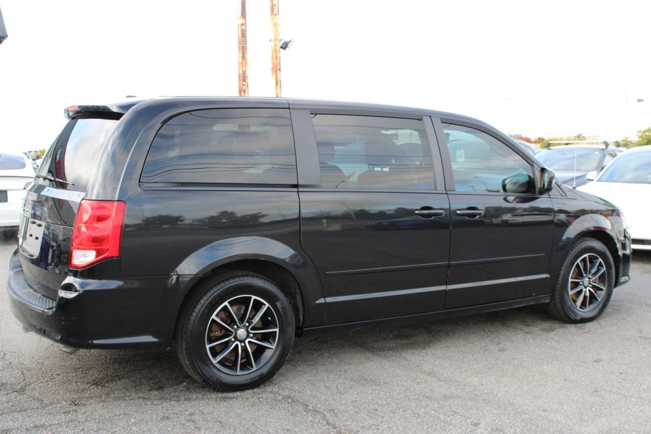 2017 Dodge Grand Caravan SE   7 PASSENGER   $77/WEEKLY   SAFTETY CERTIFIED Photo