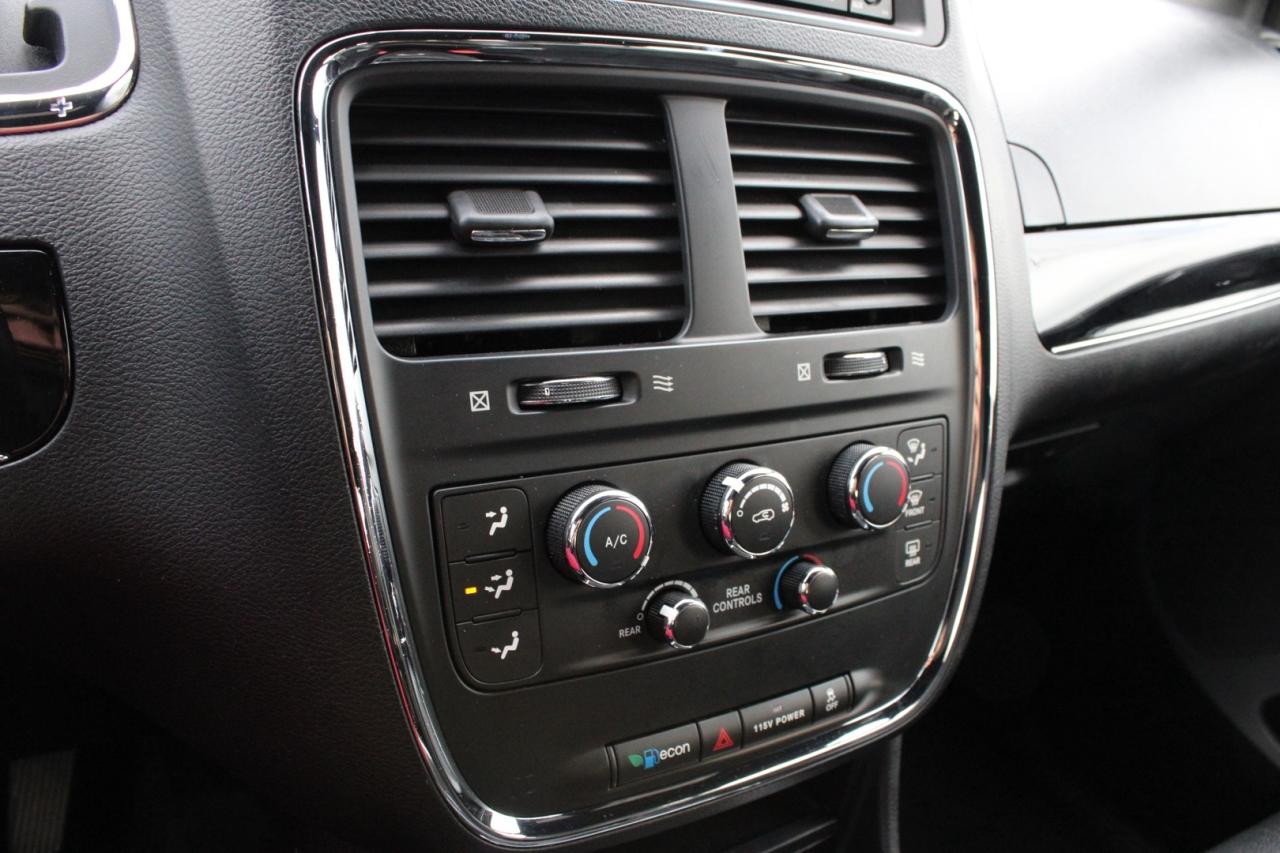 2017 Dodge Grand Caravan SE   7 PASSENGER   $77/WEEKLY   SAFTETY CERTIFIED Photo