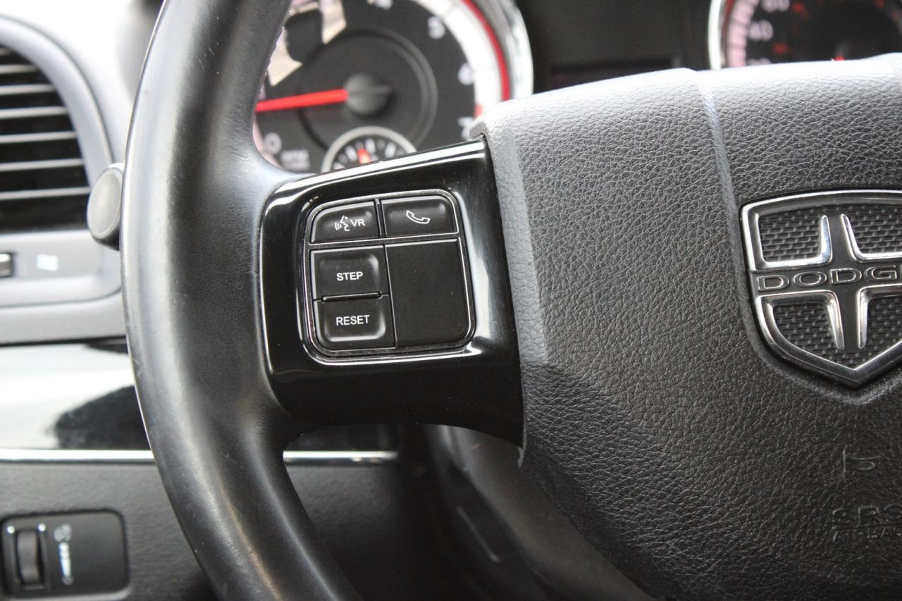 2017 Dodge Grand Caravan SE   7 PASSENGER   $77/WEEKLY   SAFTETY CERTIFIED Photo