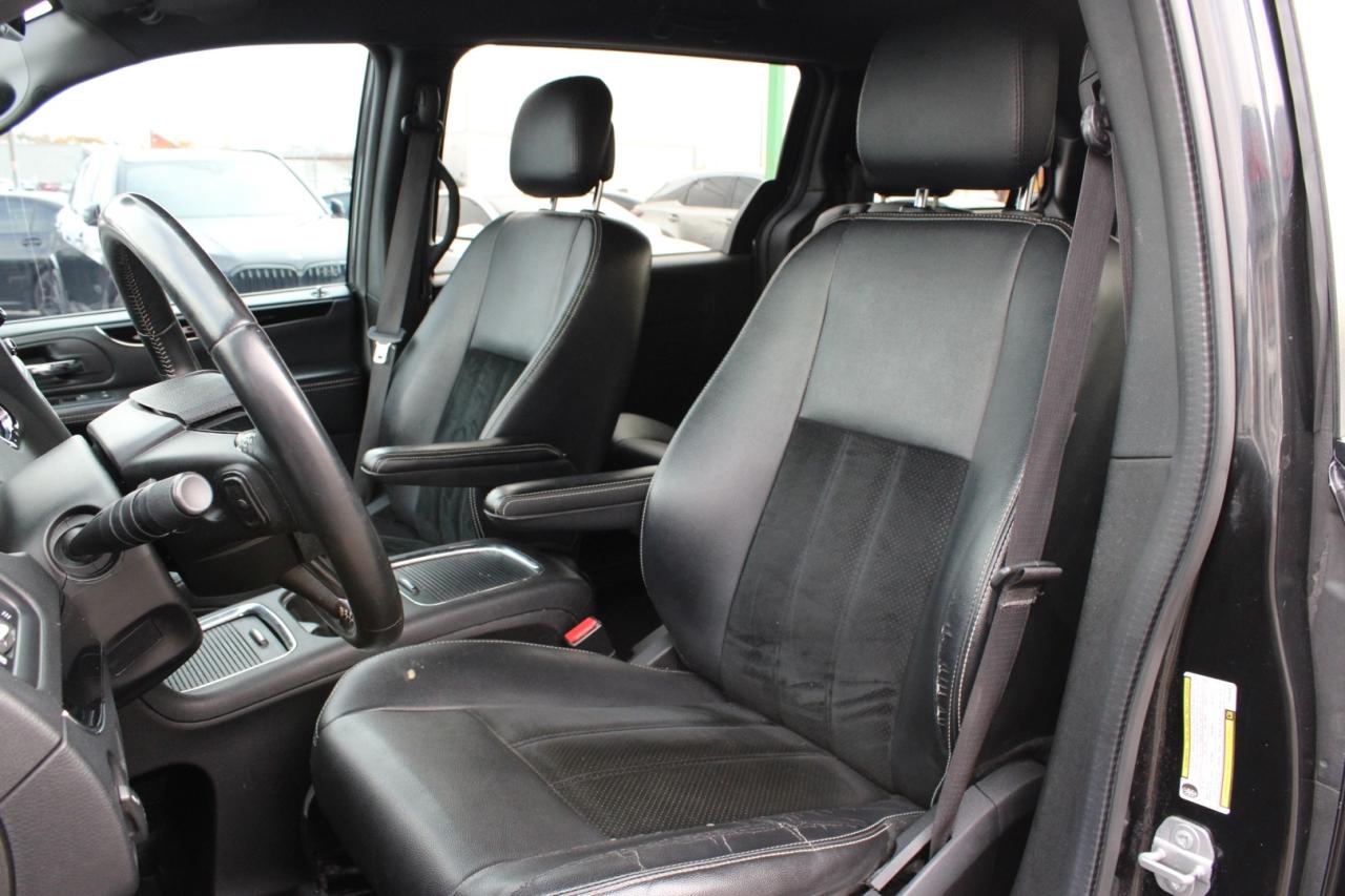 2017 Dodge Grand Caravan GT   7 PASSENGER   SAFTETY CERTIFIED   LEATHER Photo