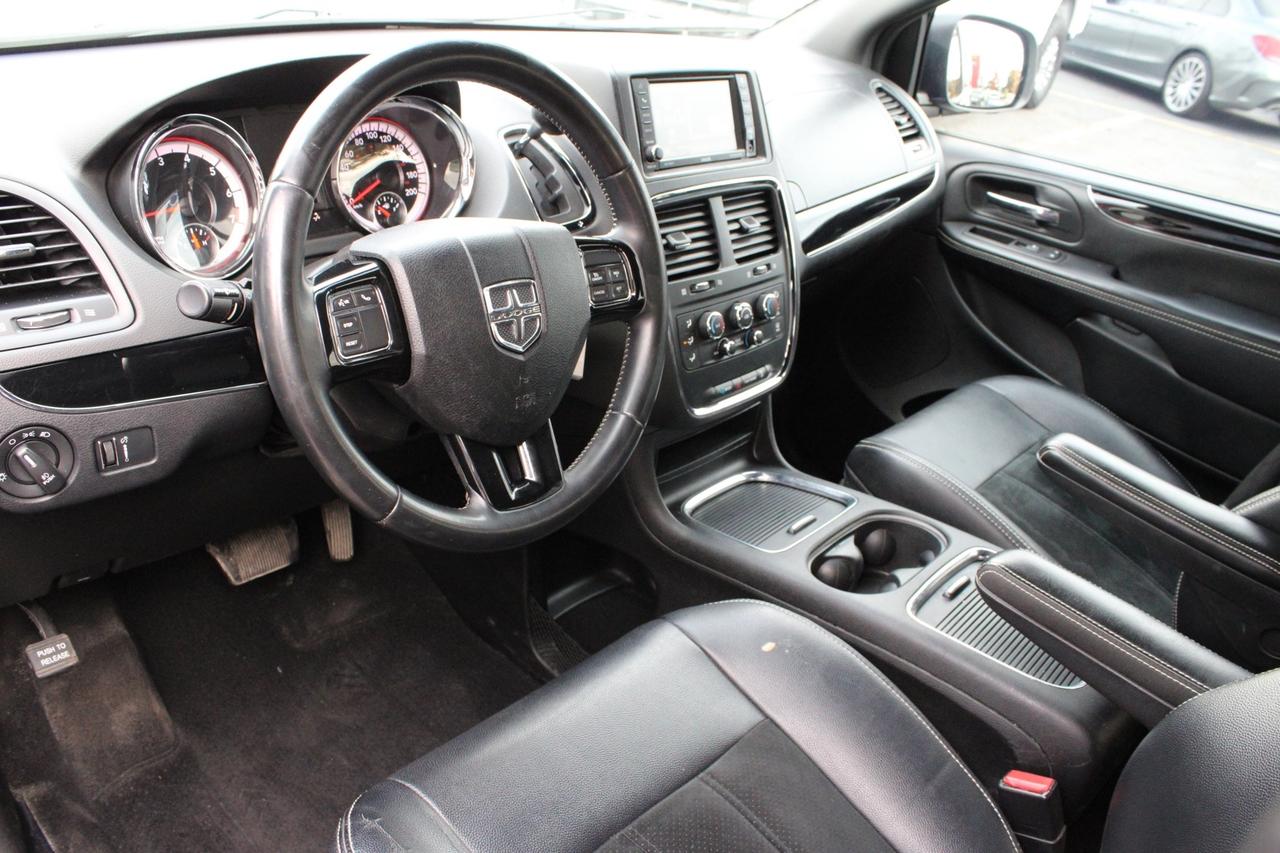 2017 Dodge Grand Caravan SE   7 PASSENGER   $77/WEEKLY   SAFTETY CERTIFIED Photo