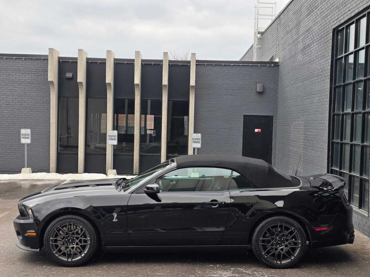 2014 Ford Mustang 2dr Conv Shelby GT500 Photo