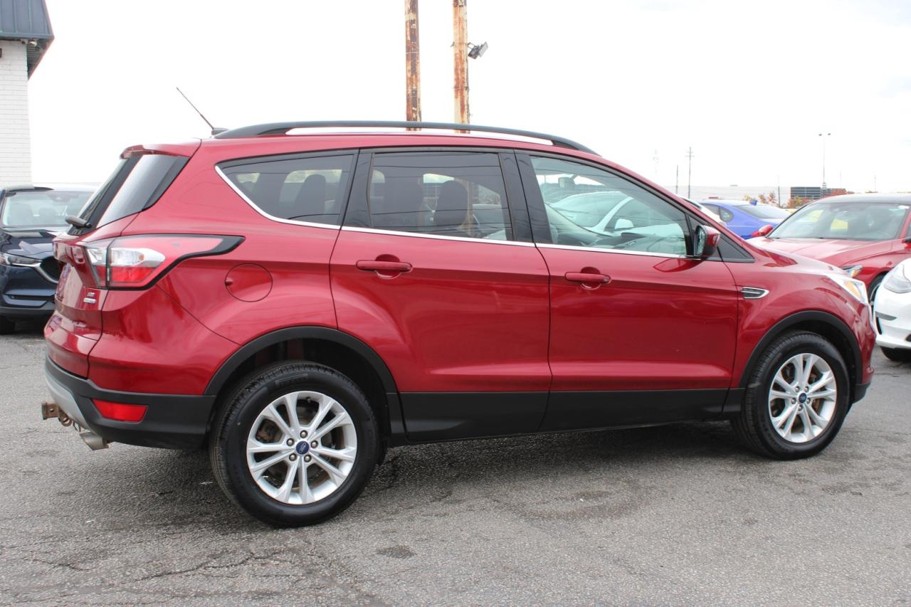 2018 Ford Escape SE 4WD   NO ACCIDENT   SAFEFTY CERTIFIED Photo