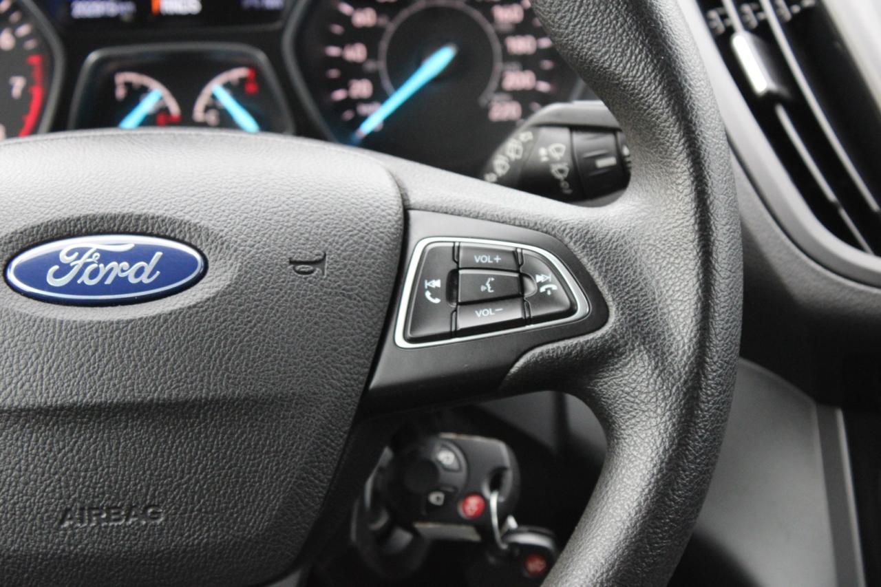 2018 Ford Escape SE 4WD   NO ACCIDENT   SAFEFTY CERTIFIED Photo