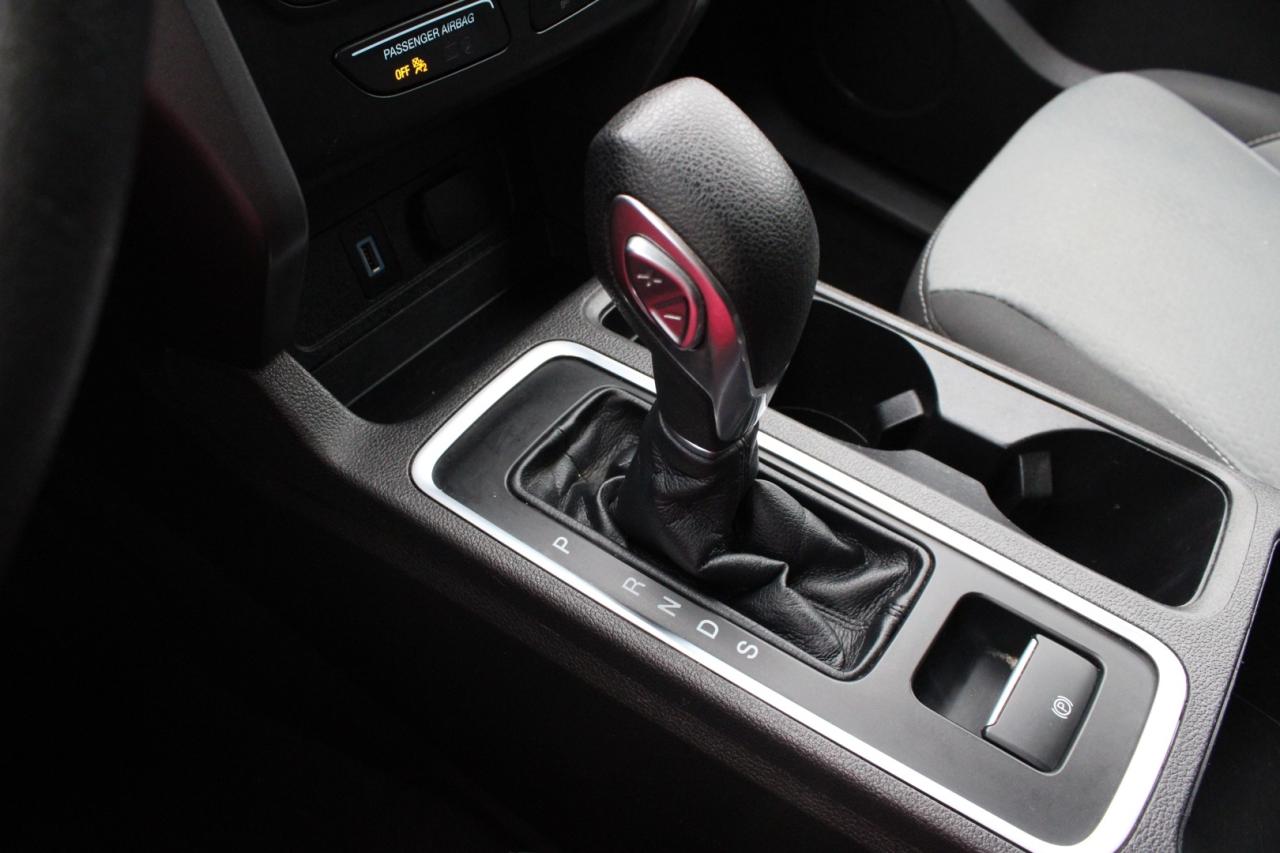 2018 Ford Escape SE 4WD   NO ACCIDENT   SAFEFTY CERTIFIED Photo