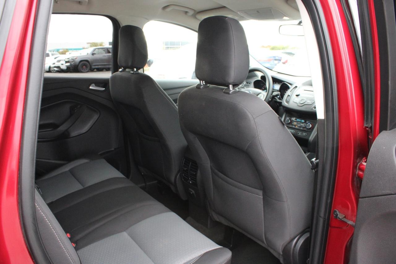 2018 Ford Escape SE 4WD   NO ACCIDENT   SAFEFTY CERTIFIED Photo