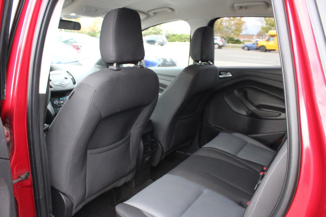 2018 Ford Escape SE 4WD   NO ACCIDENT   SAFEFTY CERTIFIED Photo