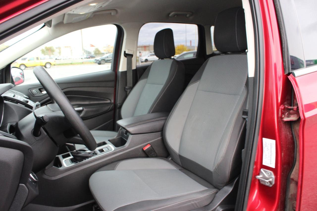 2018 Ford Escape SE 4WD   NO ACCIDENT   SAFEFTY CERTIFIED Photo