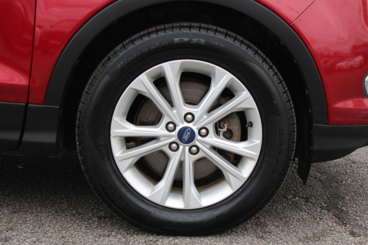 2018 Ford Escape SE 4WD   NO ACCIDENT   SAFEFTY CERTIFIED Photo