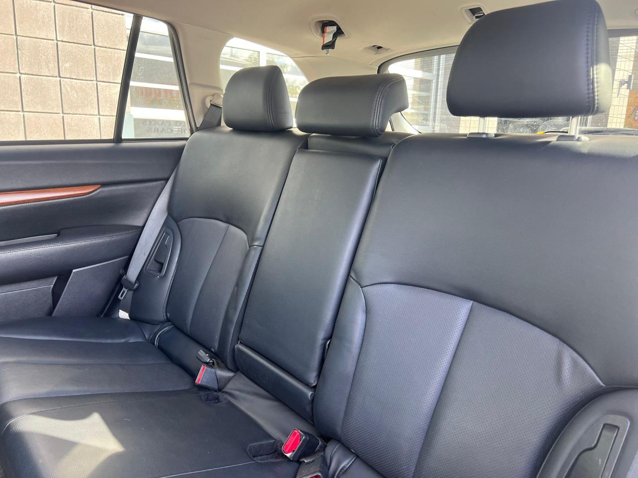 2014 Subaru Outback 4dr Wgn H4 Auto 2.5i Limited Photo