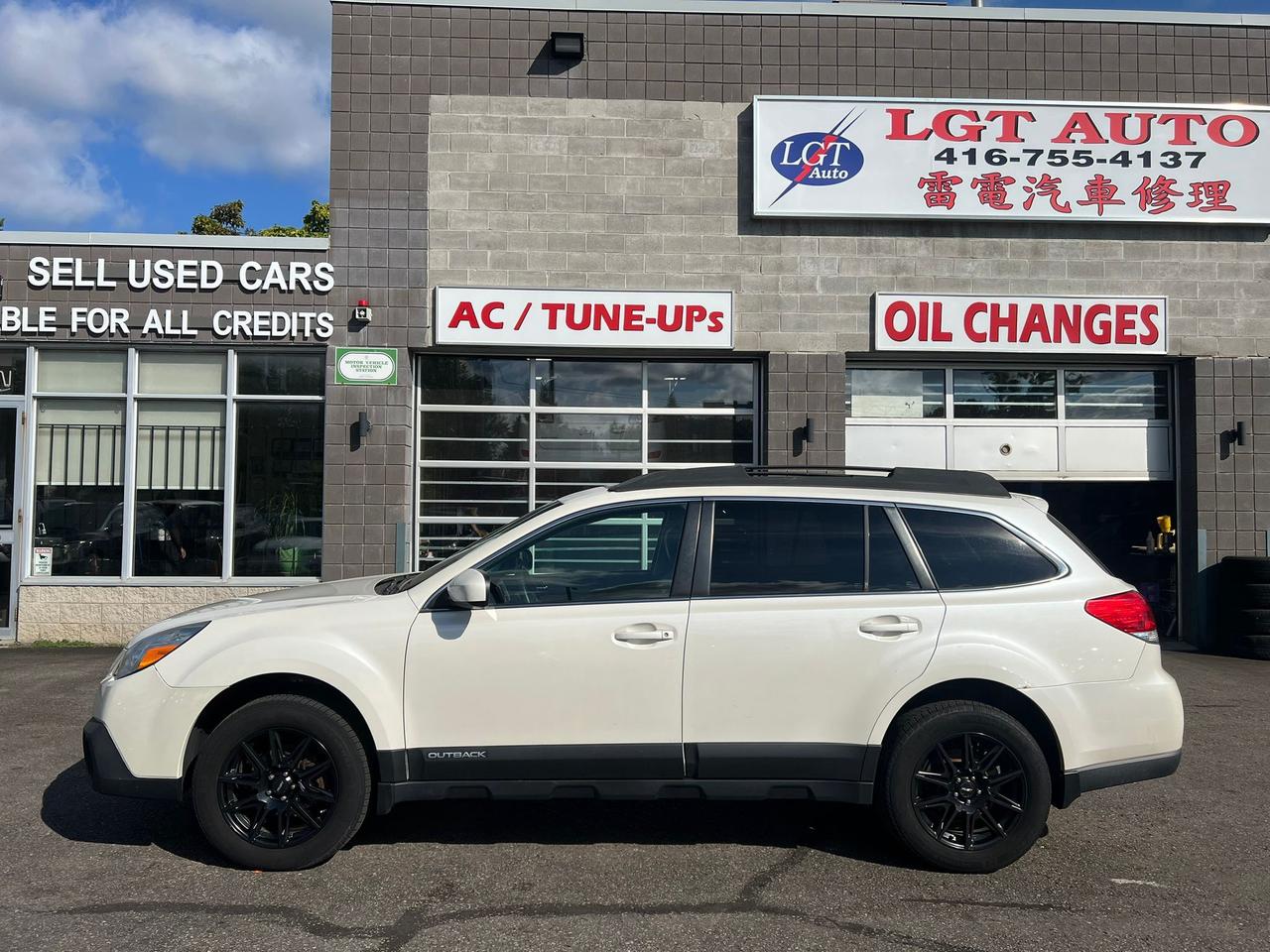 2014 Subaru Outback 4dr Wgn H4 Auto 2.5i Limited Photo