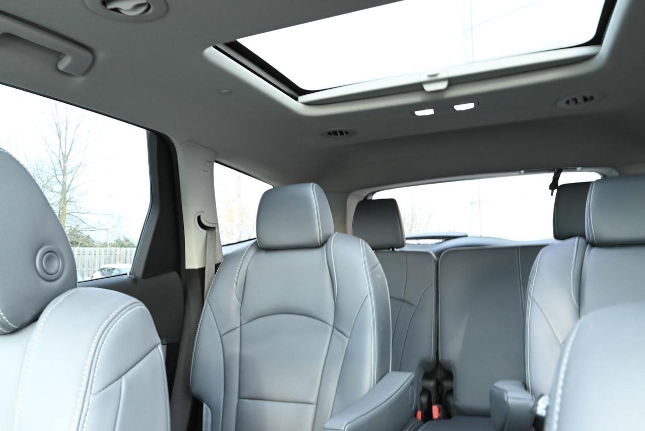 2019 Buick Enclave Essence Photo