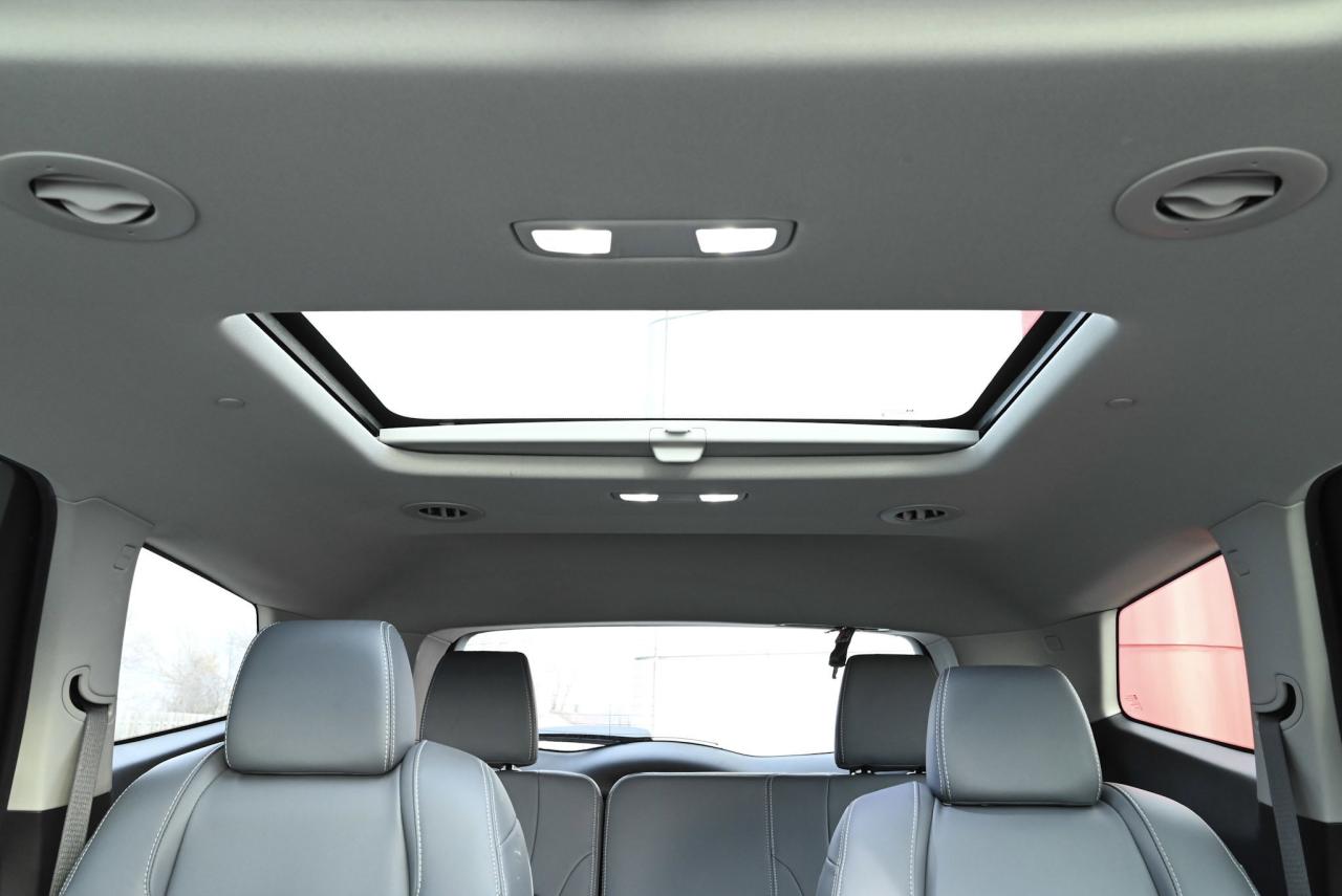 2019 Buick Enclave Essence Photo