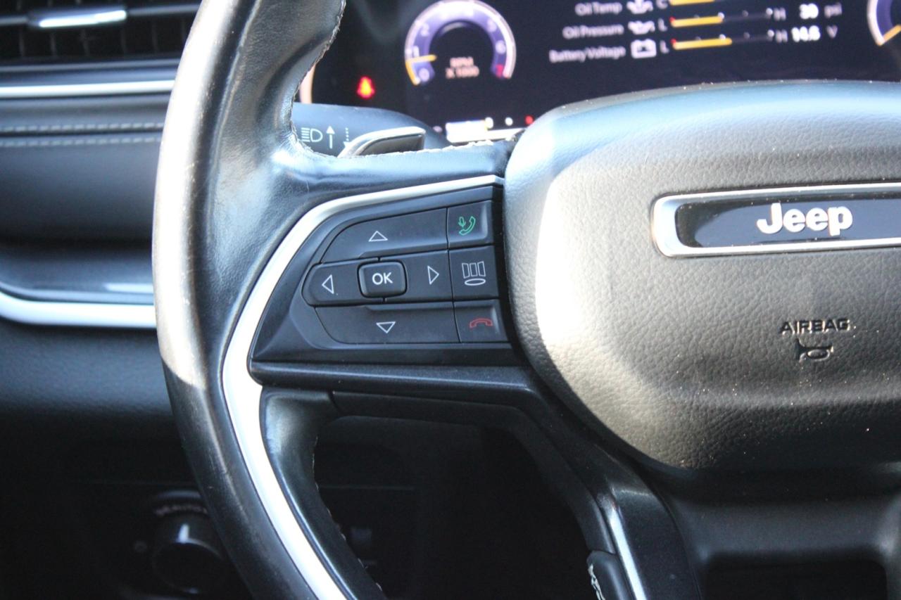 2021 Jeep Grand Cherokee L ALTITUDE 4WD Photo