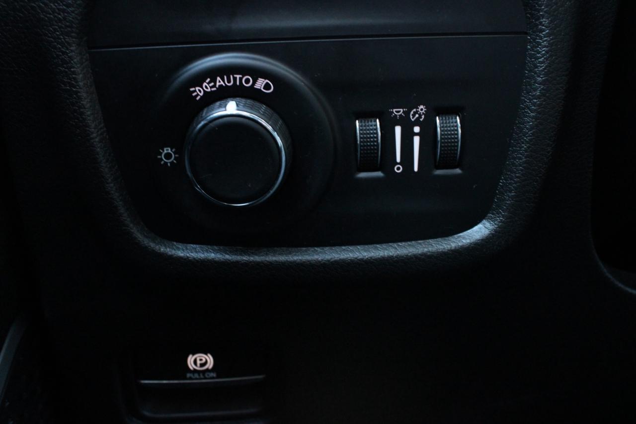 2021 Jeep Grand Cherokee L ALTITUDE 4WD Photo