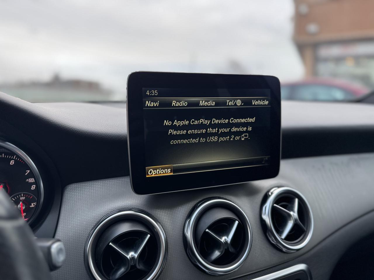 2018 Mercedes-Benz GLA GLA250 4MATIC / 0 ACCIDENTS Photo