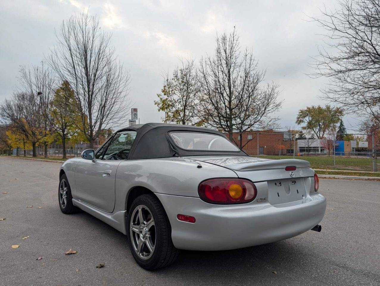 2000 Mazda MX-5 2dr Conv Manual Photo