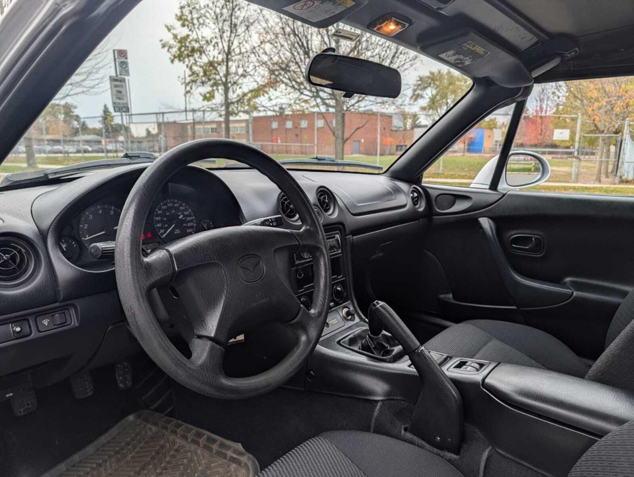 2000 Mazda MX-5 2dr Conv Manual Photo