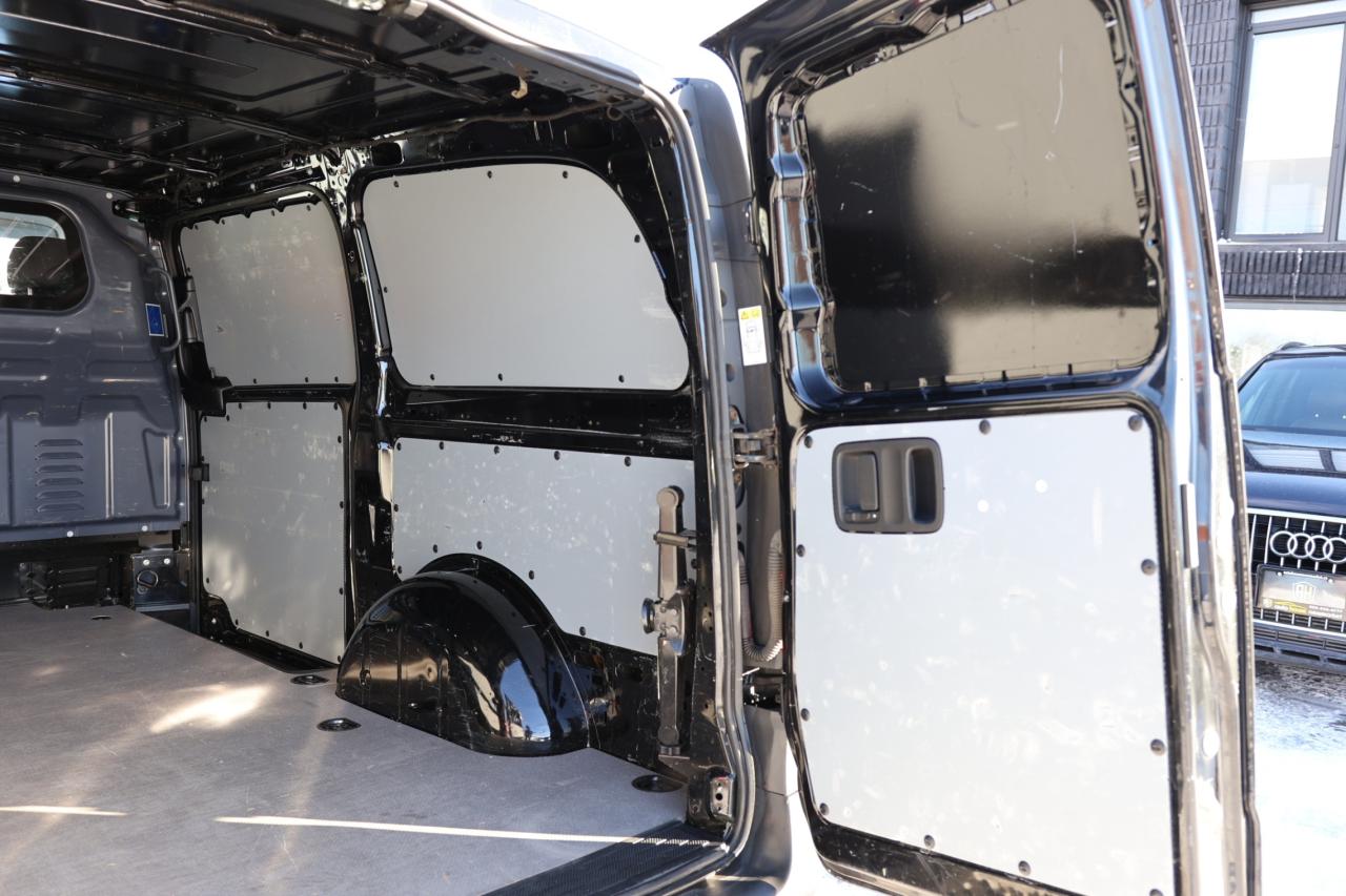 2020 Mercedes-Benz Metris Passenger Van B CAM/BLUETOOTH/POWER WINDOWS&MIRRORS/CRUISE CONTR Photo