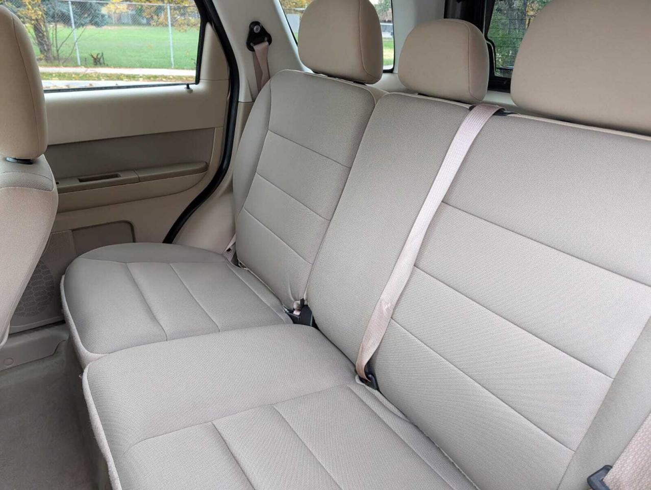 2012 Ford Escape FWD 4dr XLT Accident Free One Owner Photo