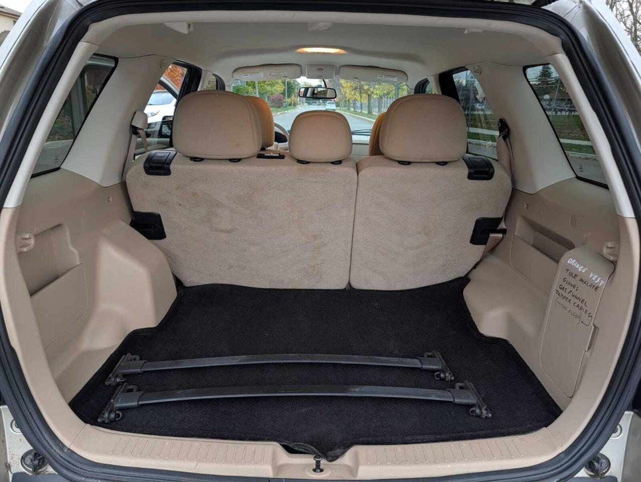 2012 Ford Escape FWD 4dr XLT Accident Free One Owner Photo