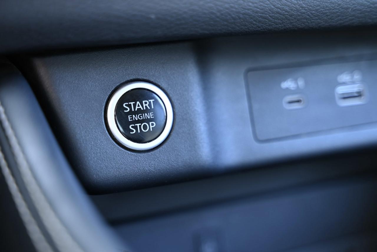 2023 Nissan Rogue Platinum/ AWD/ 360 Camera/ Pano Sunroof/ Fully loa Photo