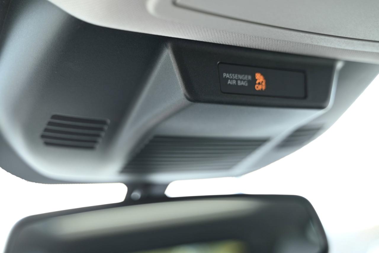 2023 Nissan Rogue Platinum Photo