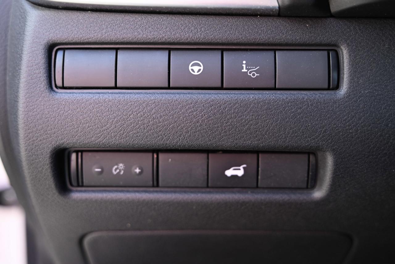 2023 Nissan Rogue Platinum Photo