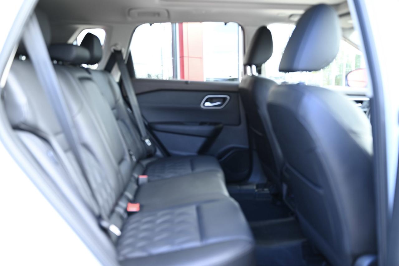 2023 Nissan Rogue Platinum/ AWD/ 360 Camera/ Pano Sunroof/ Fully loa Photo