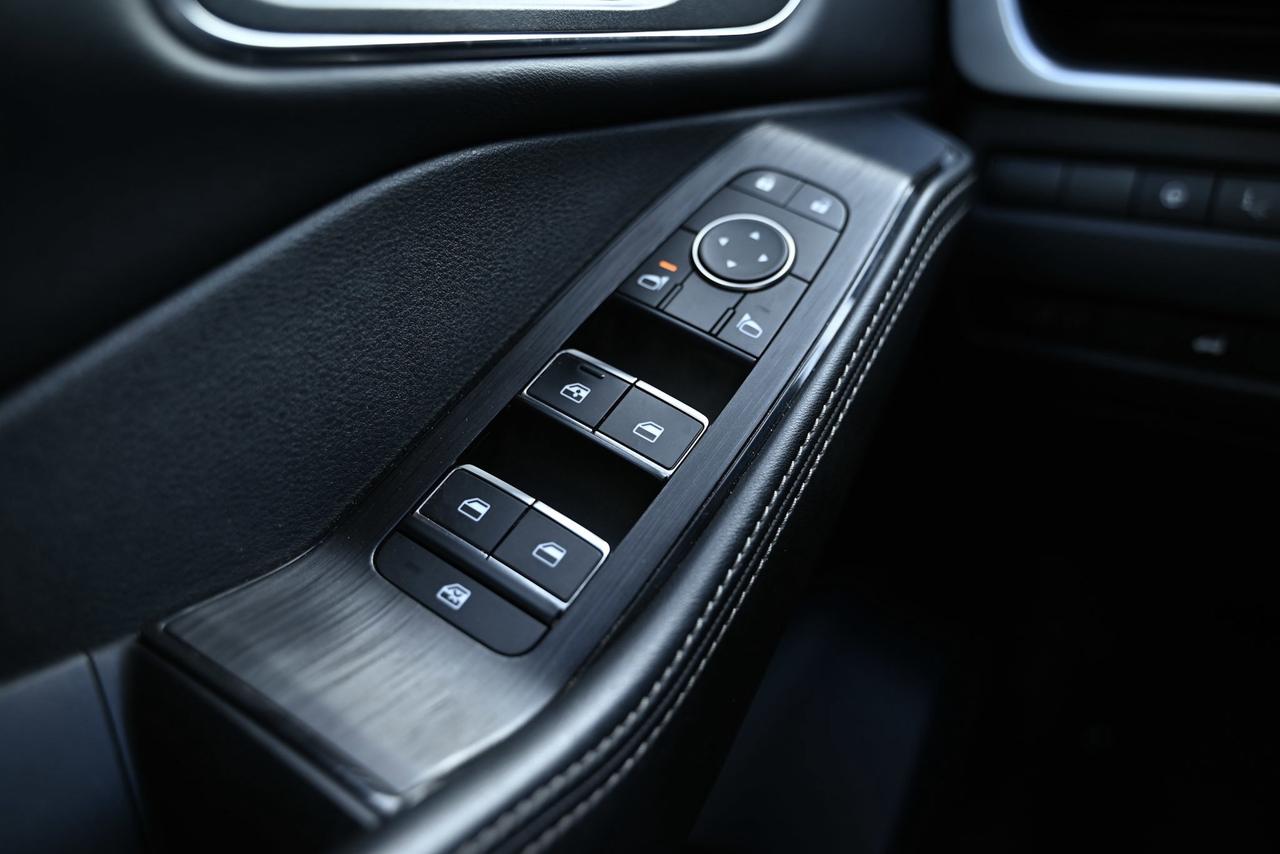 2023 Nissan Rogue Platinum/ AWD/ 360 Camera/ Pano Sunroof/ Fully loa Photo