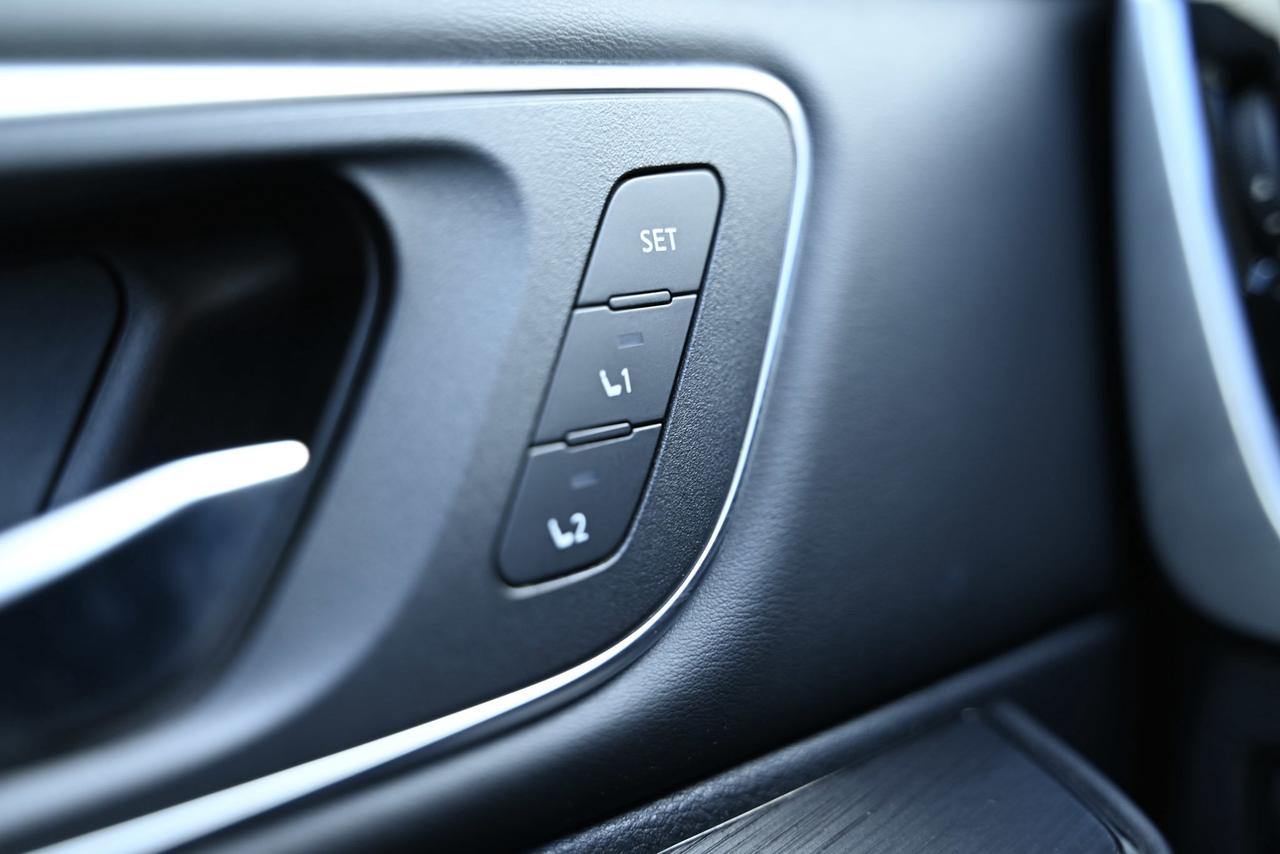 2023 Nissan Rogue Platinum/ AWD/ 360 Camera/ Pano Sunroof/ Fully loa Photo