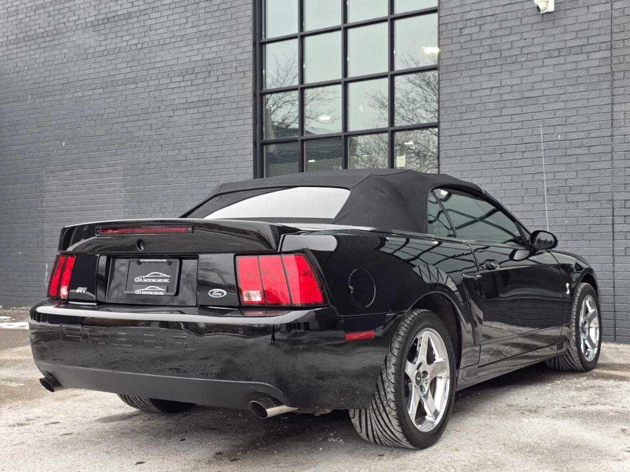 2004 Ford Mustang 2dr Convertible SVT Cobra Photo