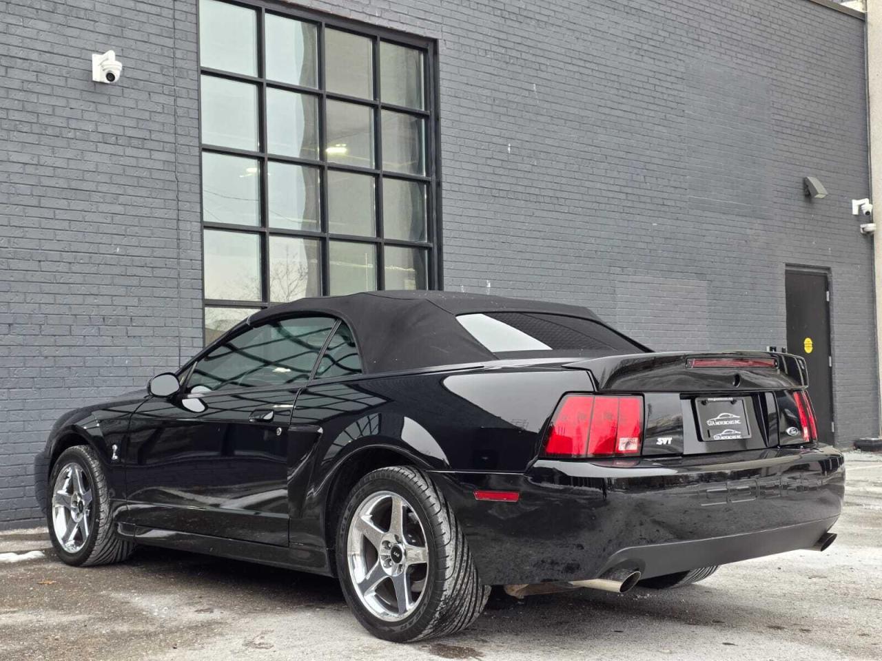 2004 Ford Mustang 2dr Convertible SVT Cobra Photo