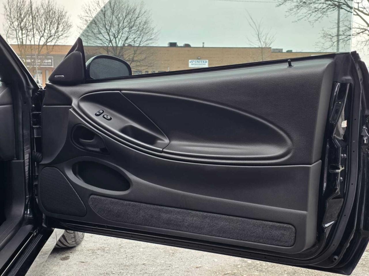 2004 Ford Mustang 2dr Convertible SVT Cobra Photo