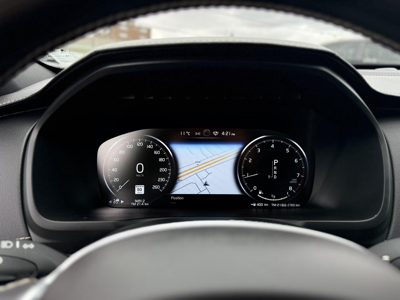 2021 Volvo XC90 T6 AWD R-Design 7-Seater Photo