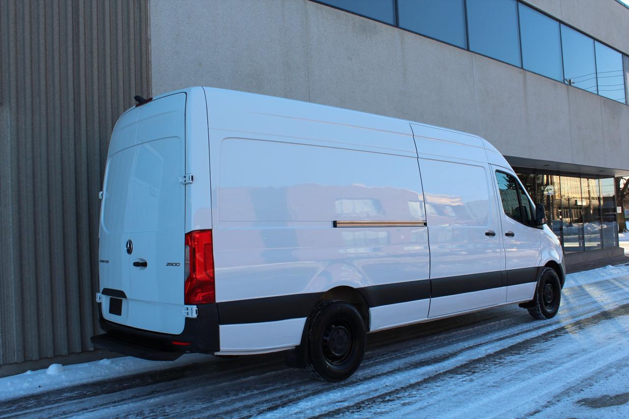 2021 Mercedes-Benz Sprinter Cargo Van 170" - "FULL SIZE" - "DIESEL" - "3 SEATER" Photo