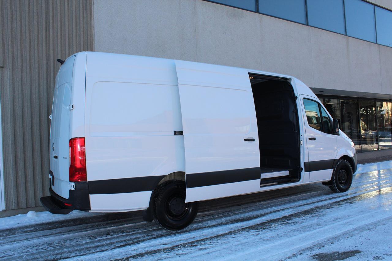 2021 Mercedes-Benz Sprinter Cargo Van 170" - "FULL SIZE" - "DIESEL" - "3 SEATER" Photo