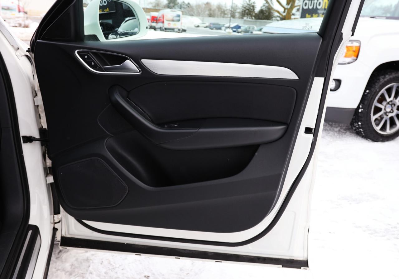 2017 Audi Q3 TECHNIK-AWD/NAV/PANOROOF/B CAM/P SENSORS/KEYLESS/P Photo