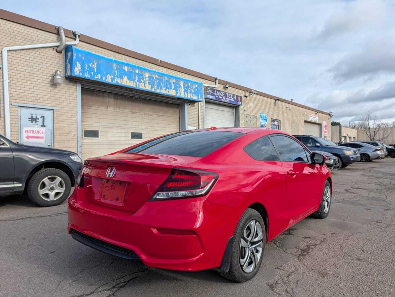2014 Honda Civic Coupe 2dr CVT EX-L • Well Maintained Photo4
