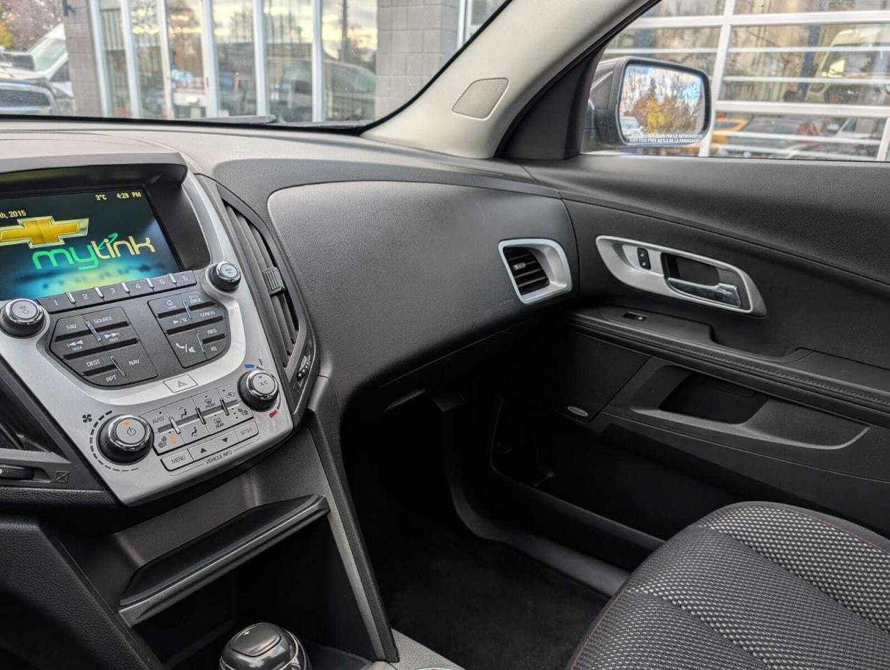 2016 Chevrolet Equinox FWD 4dr LT Accident Free Photo