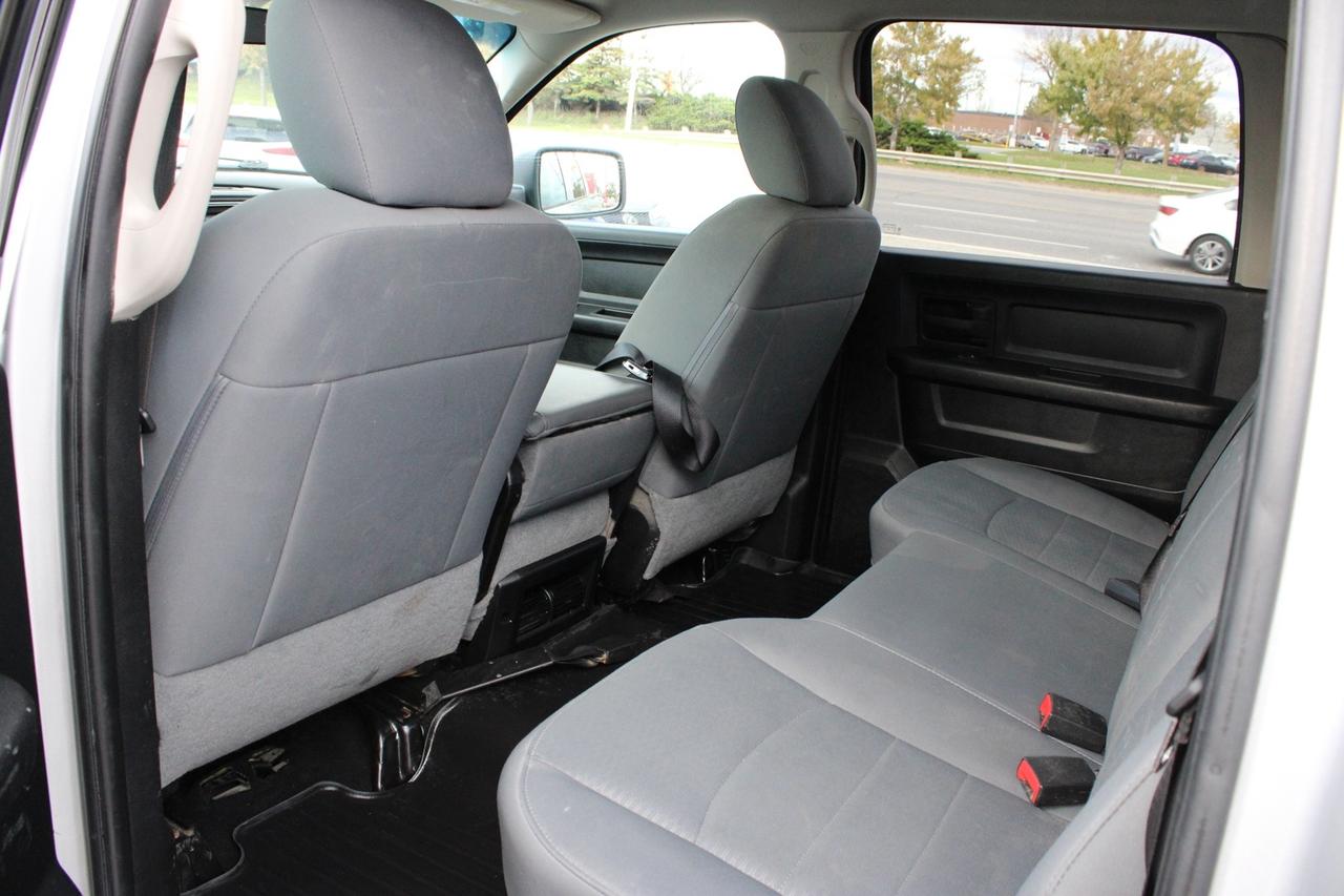 2018 RAM 1500 Tradesman Crew Cab 4WD 5.7L HEMI NO ACCIDENT SAFET Photo