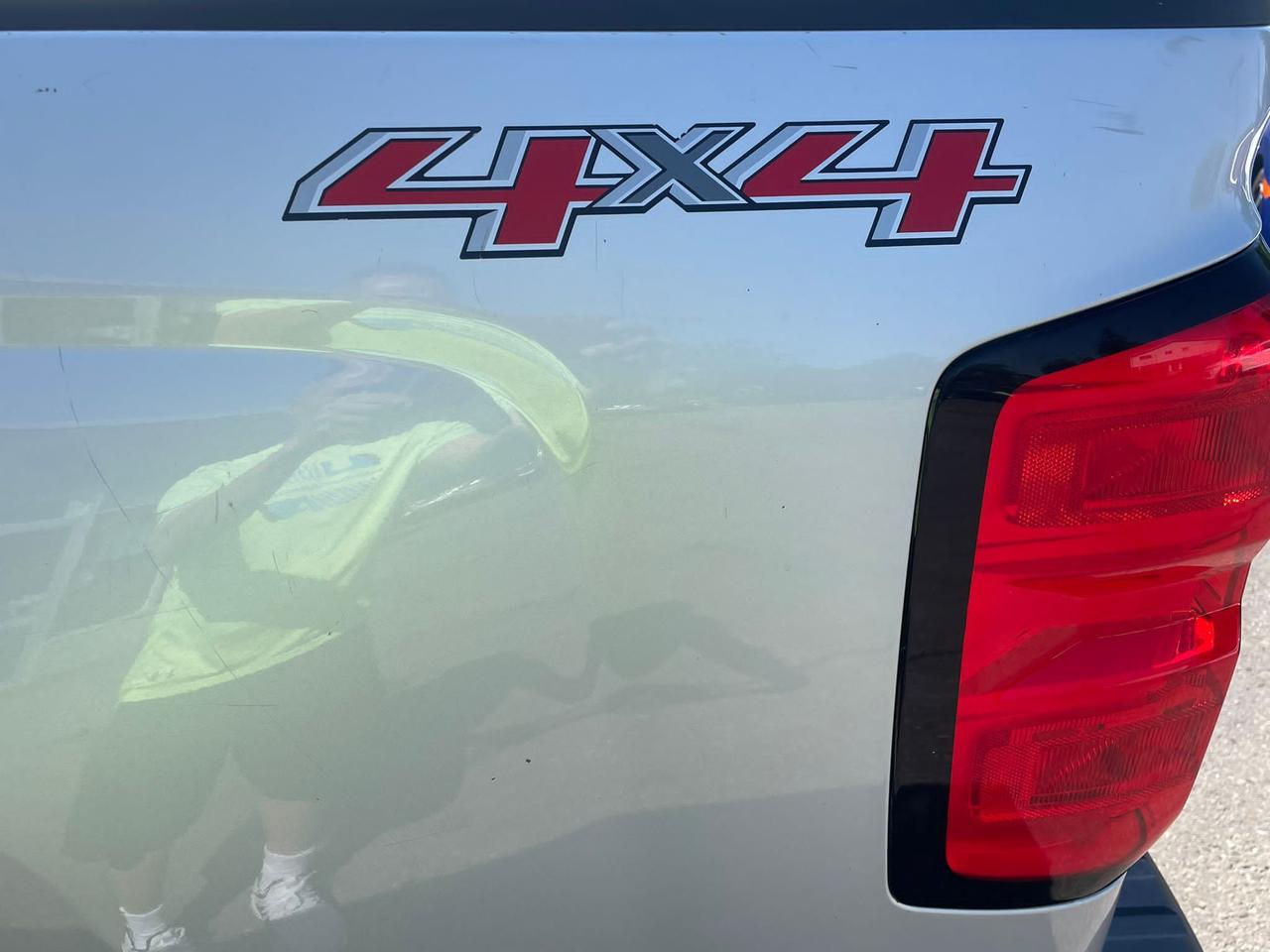 2016 Chevrolet Silverado 1500 4WD Crew Cab 143.5  Work Truck Photo