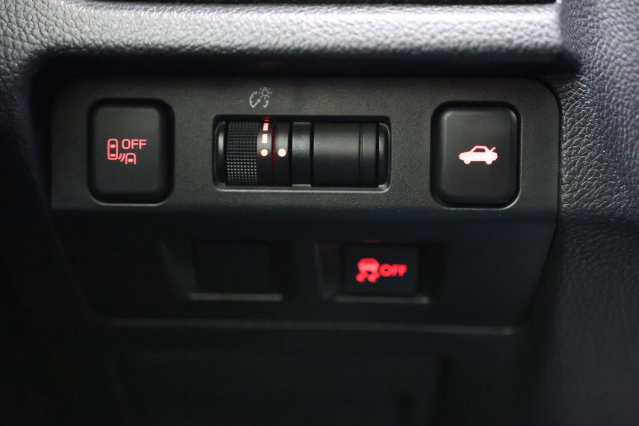 2018 Subaru WRX SPORT-TECH-AWD-6S MAN-R START/NAV/LEATHER/SUNROOF/ Photo