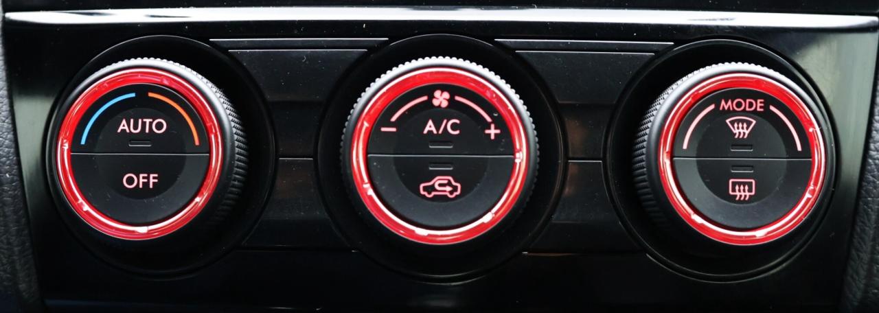 2018 Subaru WRX SPORT-TECH-AWD-6S MAN-R START/NAV/LEATHER/SUNROOF/ Photo