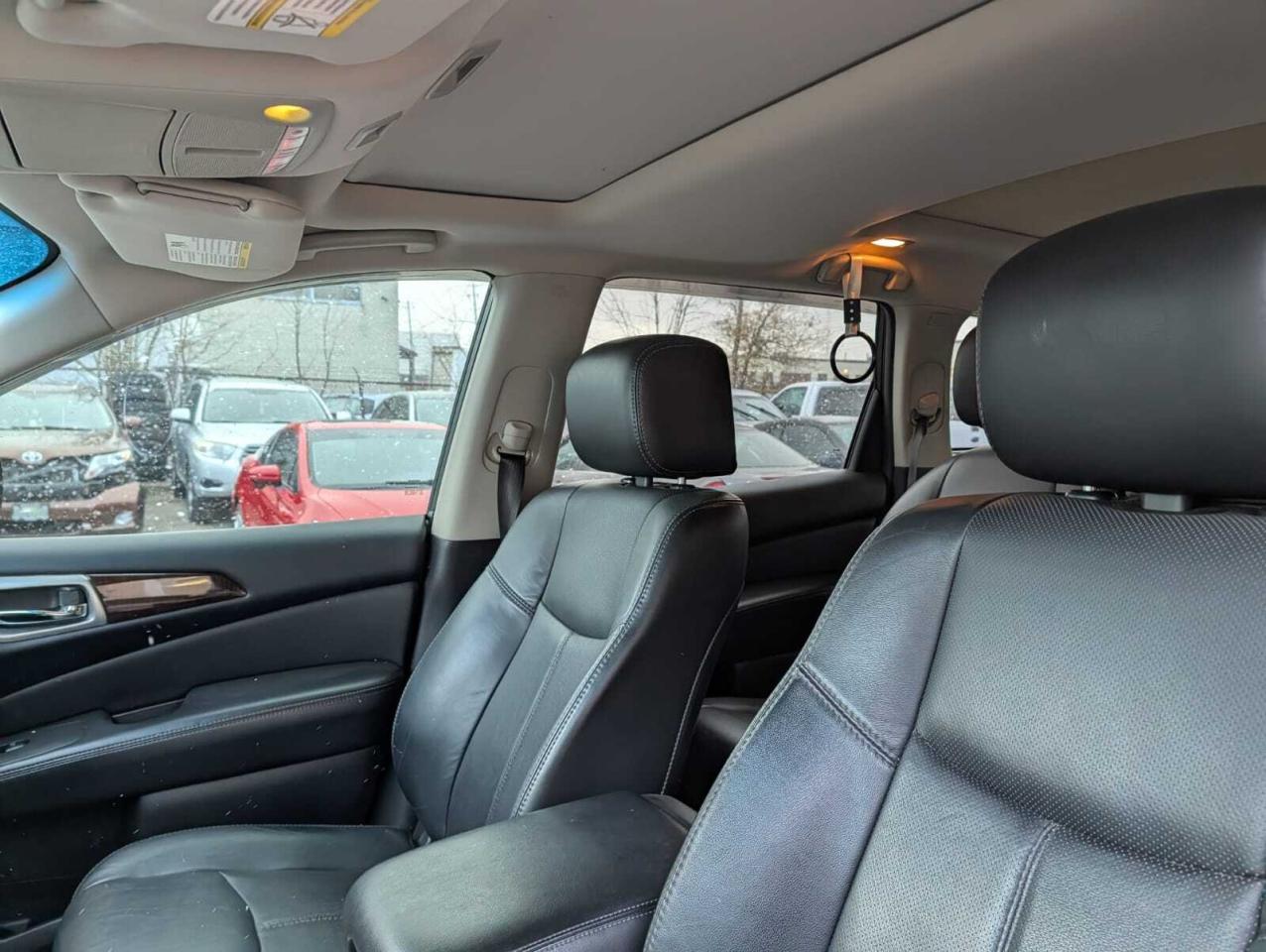 2014 Nissan Pathfinder 4WD 4dr S • Accident Free Photo