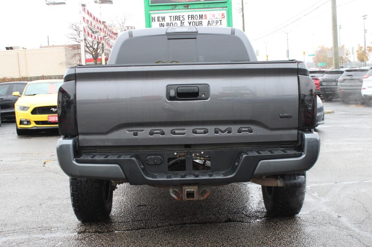 2017 Toyota Tacoma SR5 TRD Sport 4WD   No Accident   Certified   Sunr Photo