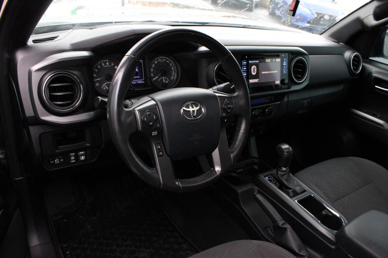 2017 Toyota Tacoma SR5 TRD Sport 4WD   No Accident   Certified   Sunr Photo