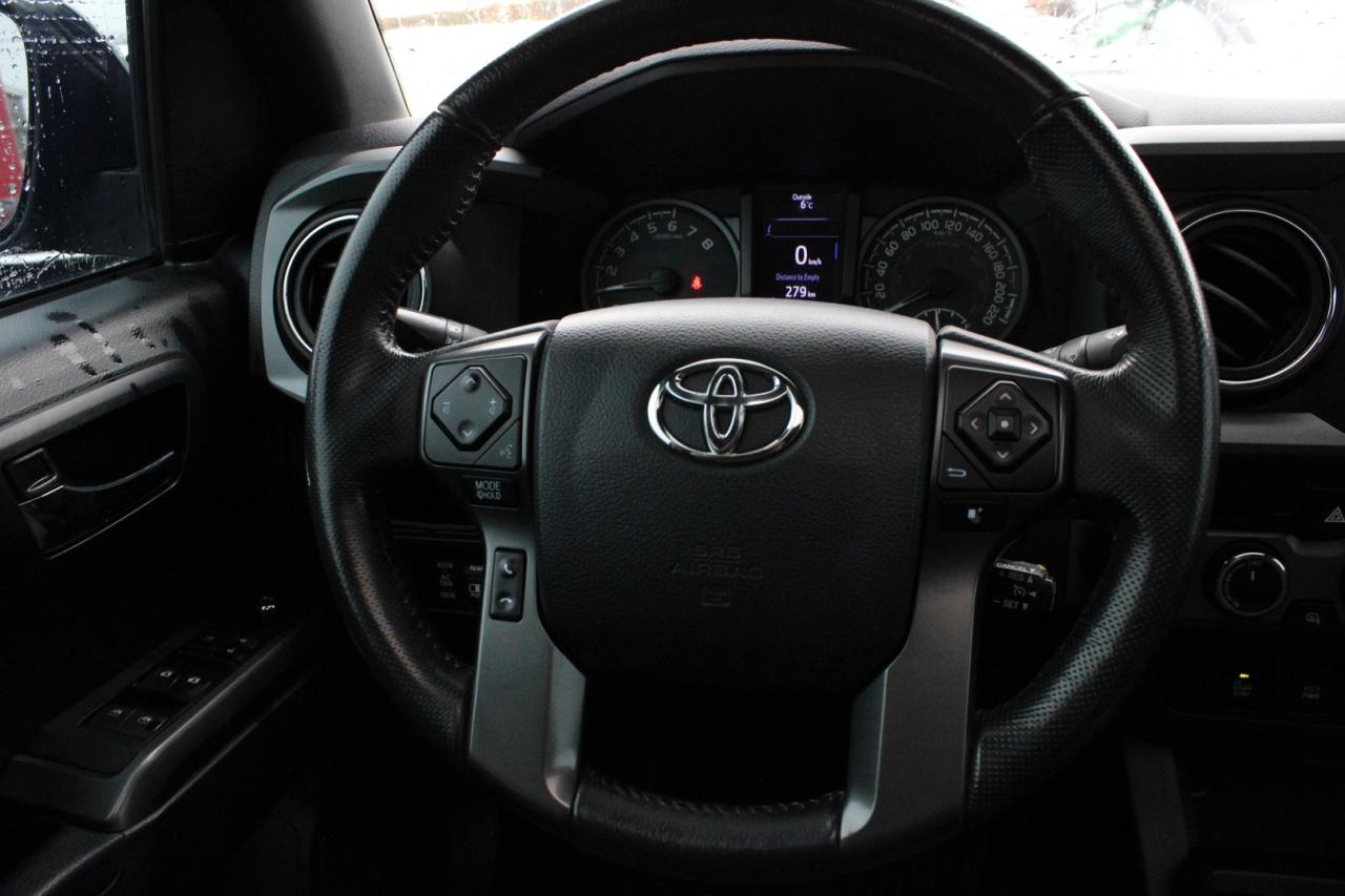 2017 Toyota Tacoma SR5 TRD Sport 4WD   No Accident   Certified   Sunr Photo